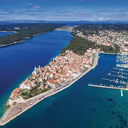 Gorgeous In Rab With Wifi Appartamento